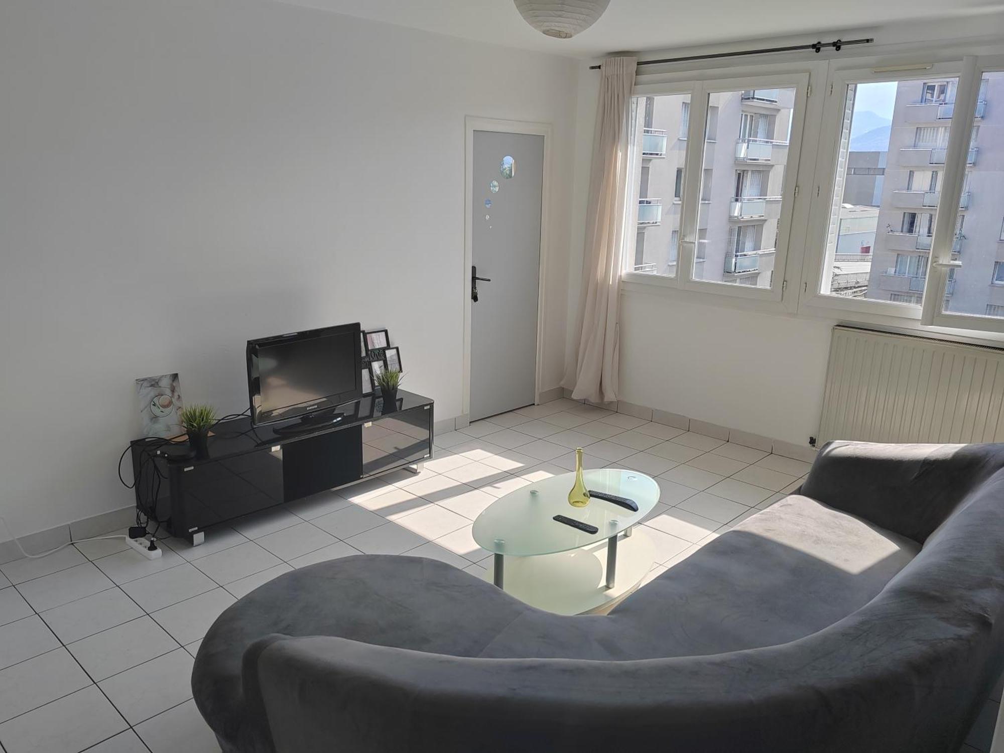 Une Chambre Dans Appartement Partage, Grenoble A 8 Min Du Centre-Ville ภายนอก รูปภาพ