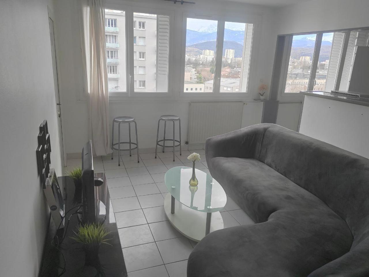 Une Chambre Dans Appartement Partage, Grenoble A 8 Min Du Centre-Ville ภายนอก รูปภาพ